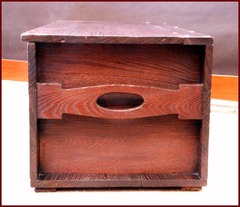 Charles Rohlfs blanket box 1903.